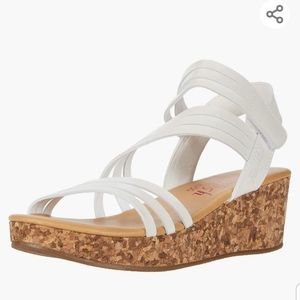 NWOT Blowfish Sandals